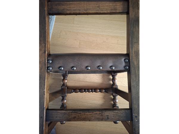 Eiken stoelen met leer bekleed 6 stuks heel mooi