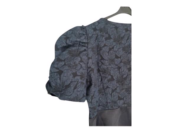 Sjieke satijnen jurk met kant L 40/42