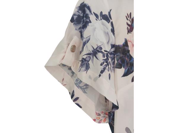 Metrofive bloemen shirt vhals lichtroze XL