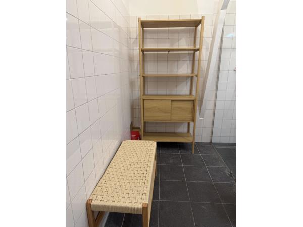 Opbergkast mogelijk met bankje