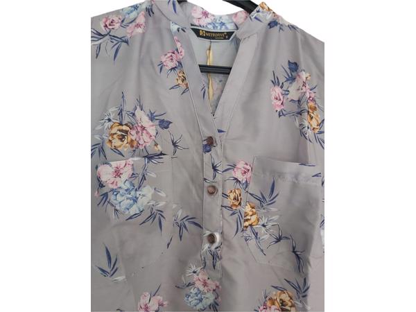 Metrofive bloemen tuniek shirt grijs S