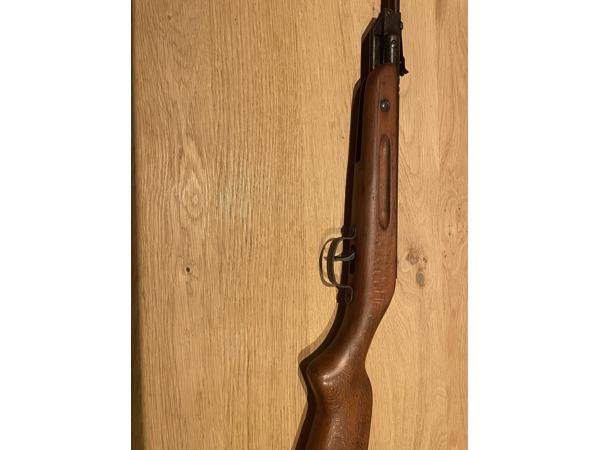 Slavia 618 luchtbuks