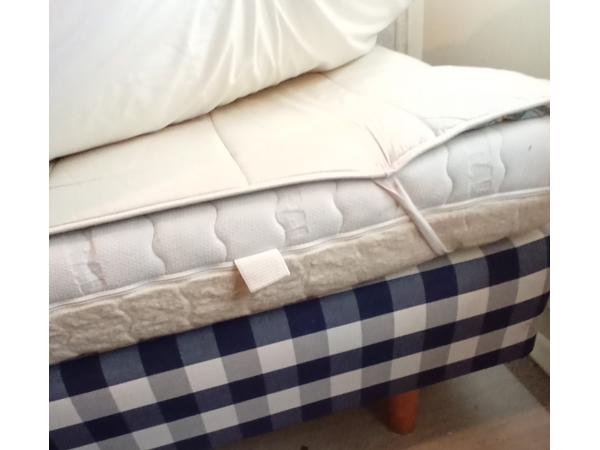 1 persoons Hästens boxspring plus eventueel extra's