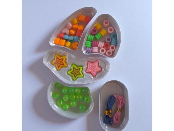 Maak je eigen armband roze doos vanaf 6 jaar