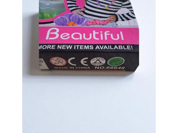 Maak je eigen armband roze doos vanaf 6 jaar