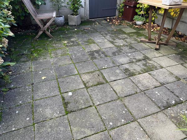 Stoeptegels +/- 18m²