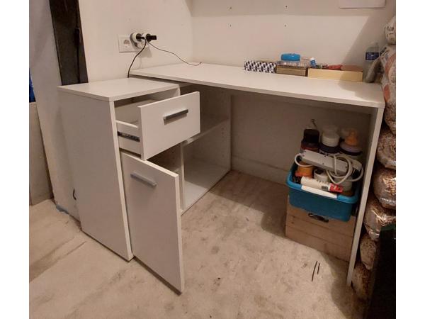 Hoekbureau wit