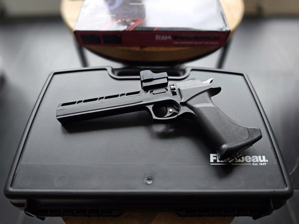 Maverick CO2 Pistool 4.5mm RAM Tactical Artemis CP400