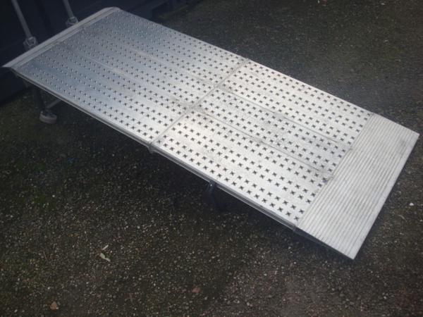 Oprijplaat Rij plaat rampe invalide lift Altec Roelstoel
