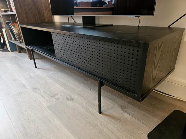 Tv kast zwart, goede staat