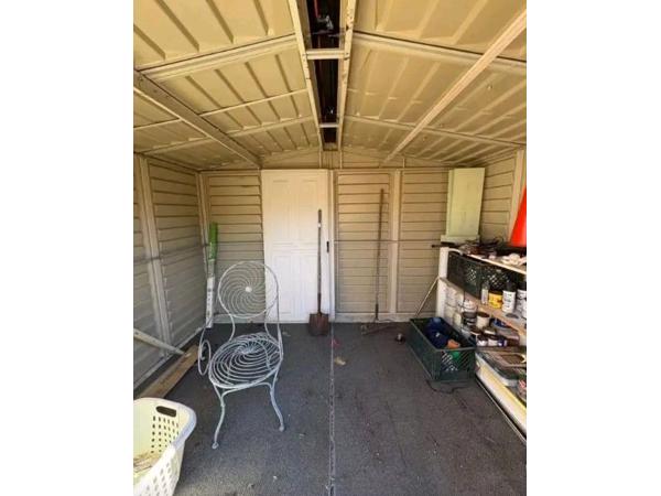 Metalen tuinhuis in uitstekende start, zonder lekkages