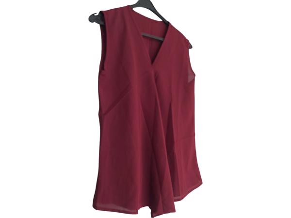 Luchtig mouwloos \shirt bordeaux rood M