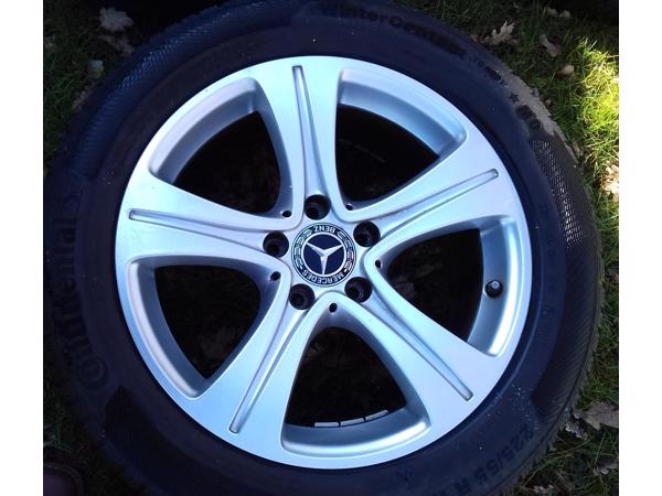 Lichtmetalen velgen + banden 17” voor Mercedes E winterset