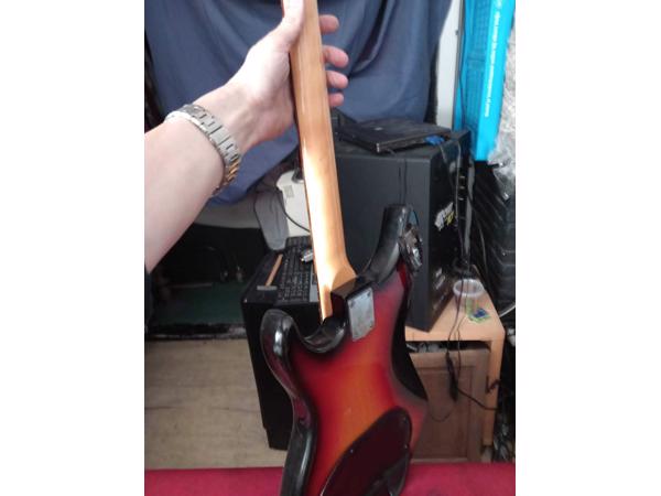 Guytone elektrische gitaar