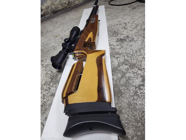 Pcp Steyr match 5.5 mm links met RWS kijker 6x40  , demper e