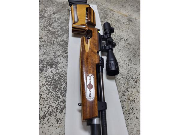 Pcp Steyr match 5.5 mm links met RWS kijker 6x40  , demper e