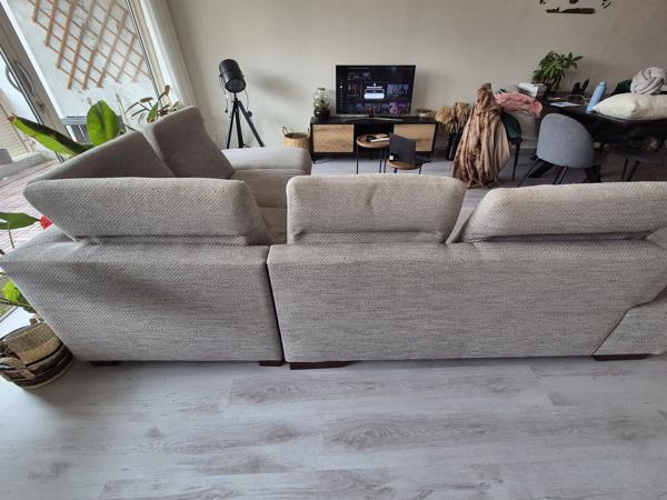 Grijze hoek bank