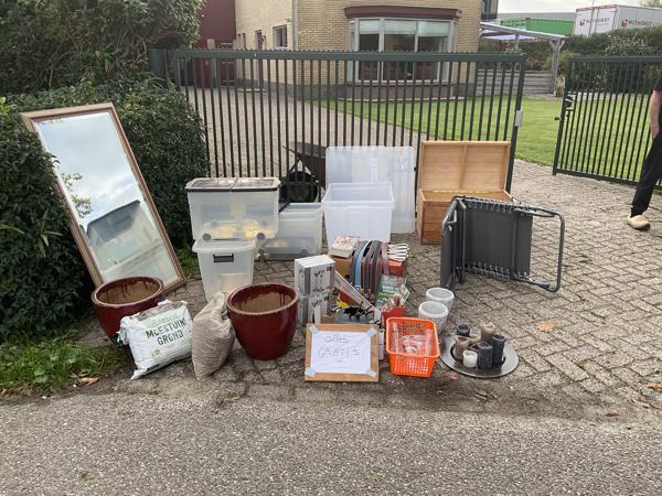 Wegens verhuizing