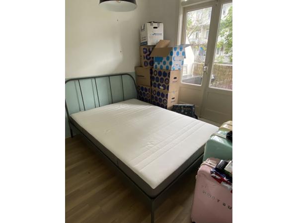 140X200 bed inclusief matras en lattenbodem