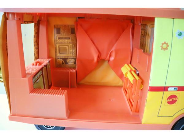 Mattel - Vintage 1970 - 1979 Mattel Barbie Camper