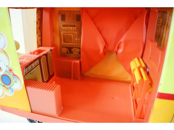 Mattel - Vintage 1970 - 1979 Mattel Barbie Camper