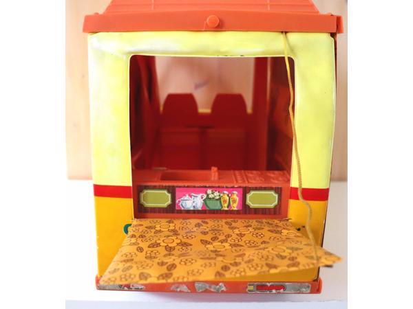 Mattel - Vintage 1970 - 1979 Mattel Barbie Camper