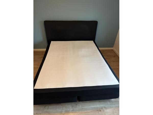 Gratis af te halen boxspring 160-200