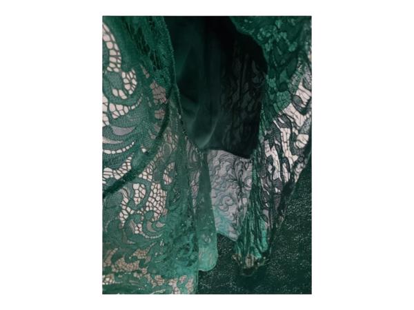 Donkergroene feestjurk van kant XL