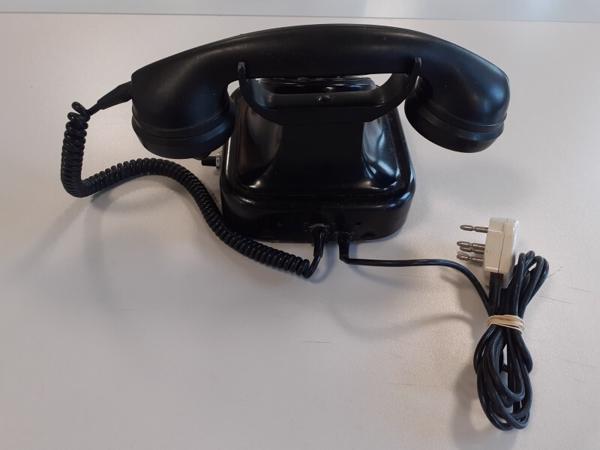 Bakeliet telefoon Ericsson type 1951 (2)