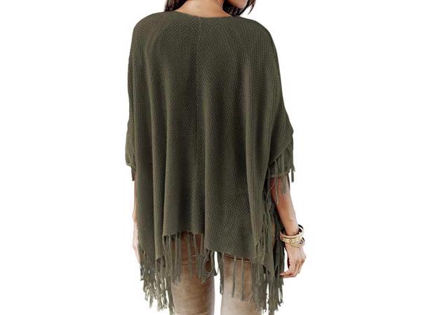 Fijngebreide poncho, maat 36/38, kleur: Khaki (nieuw)