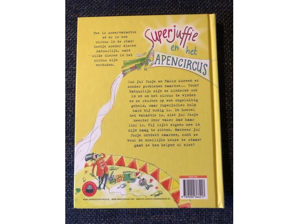Superjuffie en het apencircus ( Janneke Schotveld )