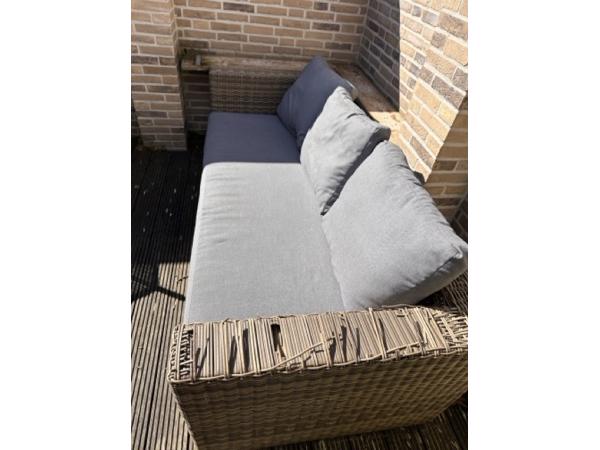 3 Zitsbank en Ligstoel