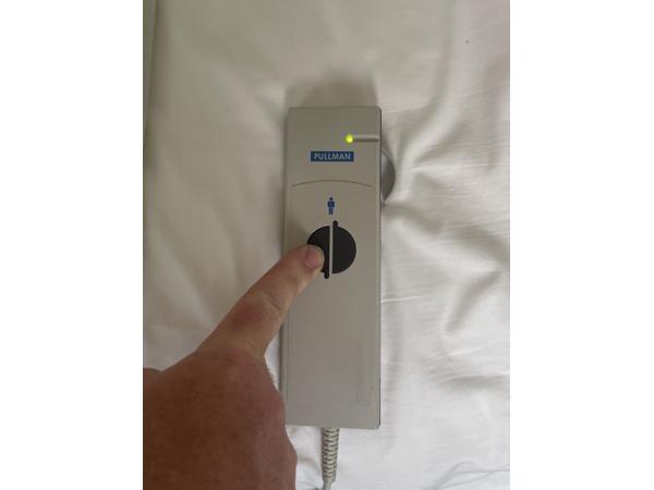Pullman Elektrisch 1 persoons Bed Hoofeind incl Auping Matras.