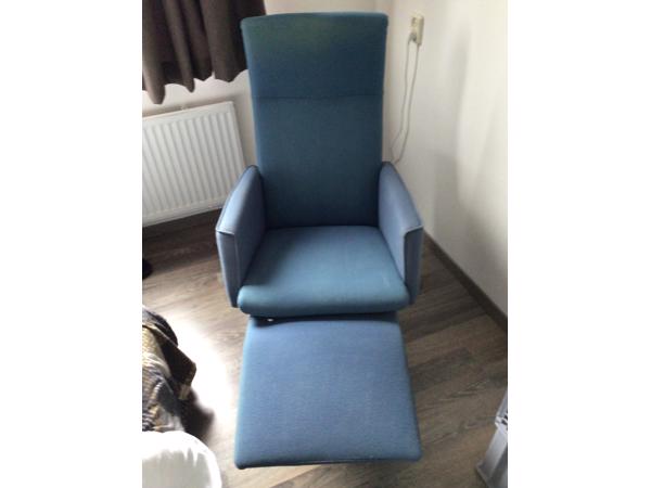 Blauw grijze handverstelbare relaxstoel