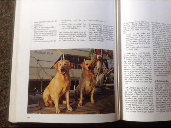 Boek van honden ,lieve en schattige huisdieren ,mensenvriend