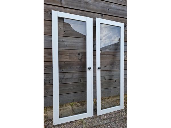 Kastdeurtjes (2, hout, wit, glas)