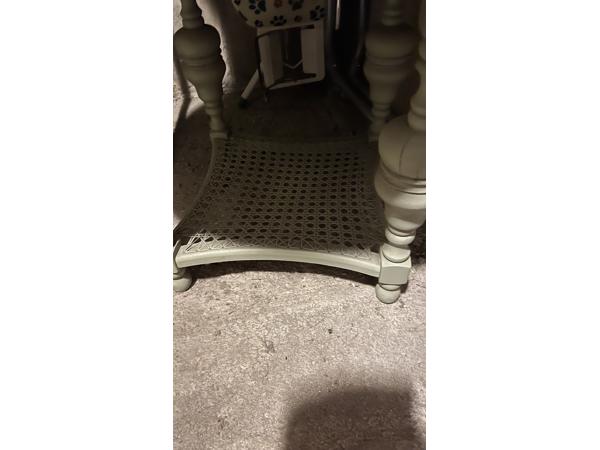 Oude meubeltjes uit de jaren 50