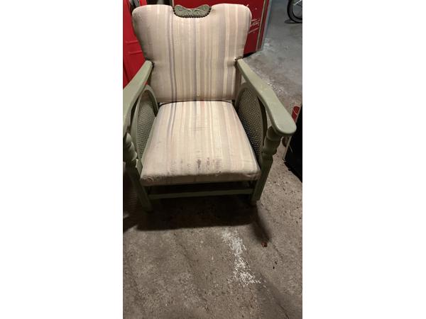 Oude meubeltjes uit de jaren 50