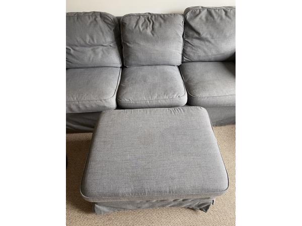 IKEA bank grijs met poef