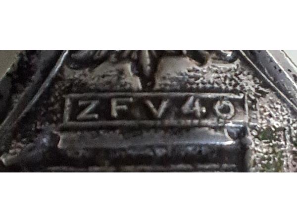 Antieke verzilverde theeduim .(ZFV 40).