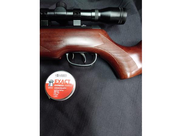 Hammerli Hunter Force 750 (4,5mm) richtkijker Hammerli 4x32