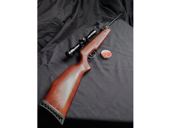 Hammerli Hunter Force 750 (4,5mm) richtkijker Hammerli 4x32