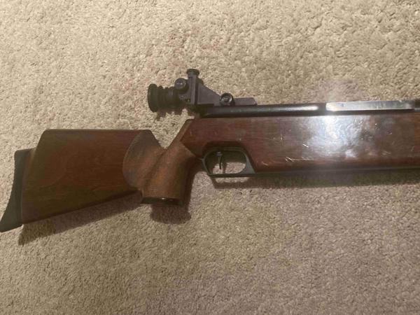 FEINWERKBAU 300 S wedstrijdbuks - heeft beurtje nodig