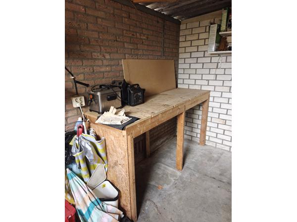 Tafel uit schuur /hout