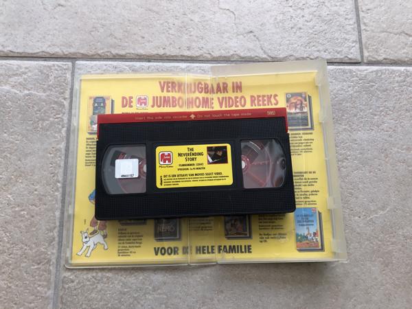 VHS videoband The Neverending Story ( NL ondertiteld )