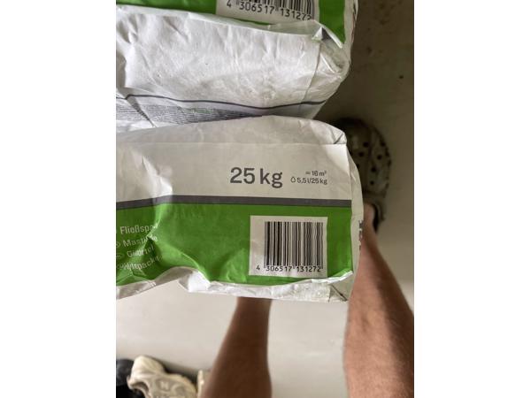Mortel voor vloer egalisatie. Akkit 203, 6 zakken van 25kg