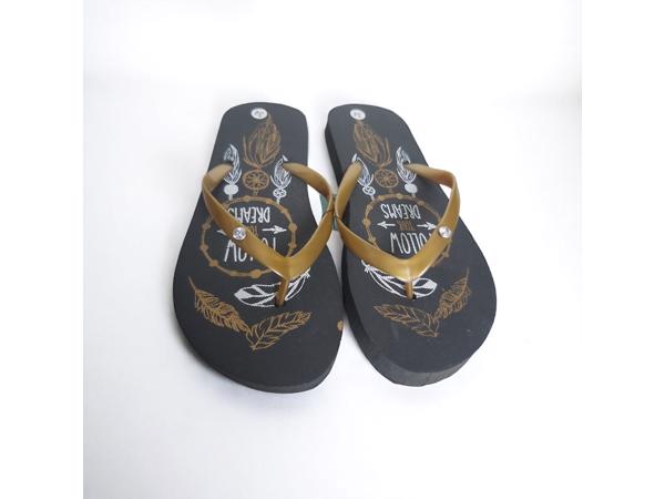 Teenslipper zwart goud met strass steentjes 34