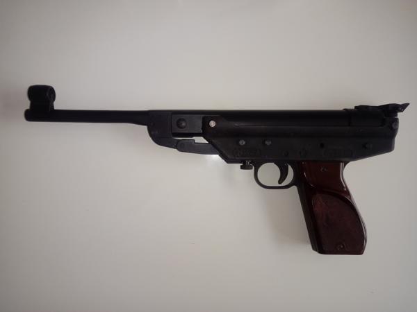 Luchtdrukpistool Record model 68, cal 4,5mm i.z.g.st.