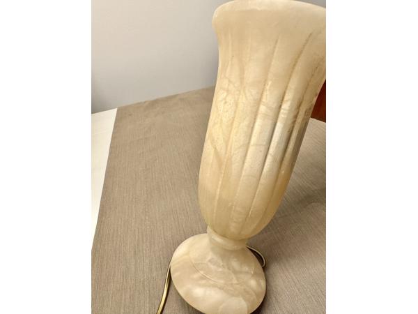 Pegasam Albast Natuursteen Tafellamp