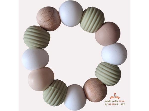 Noekies Handgemaakte Bijtring khaki beige - Nieuw!